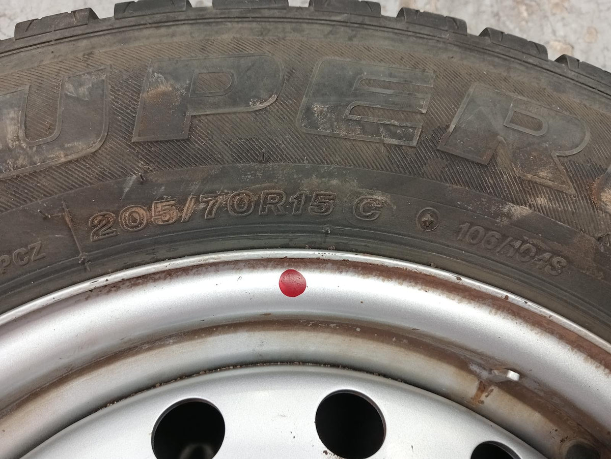 8993581