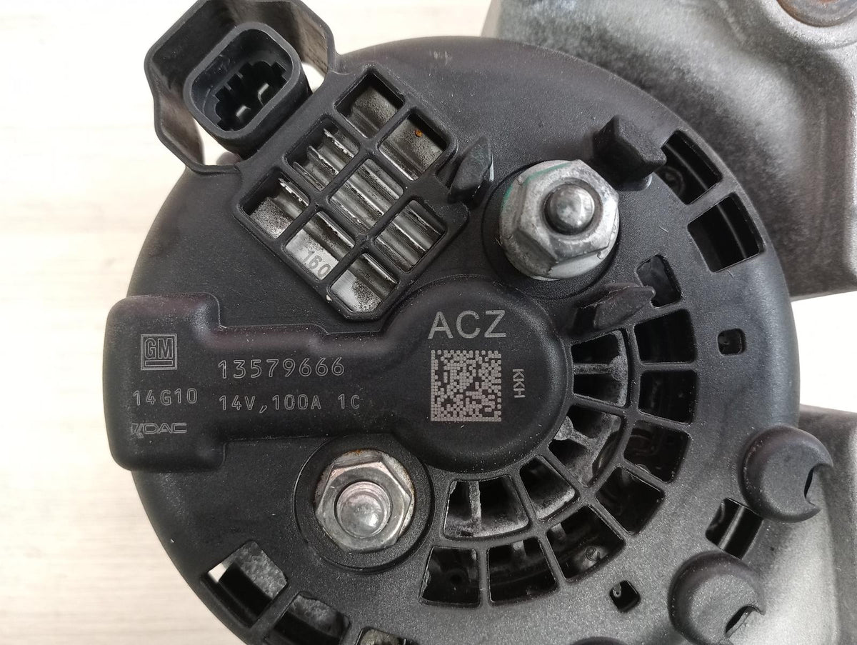 9026173