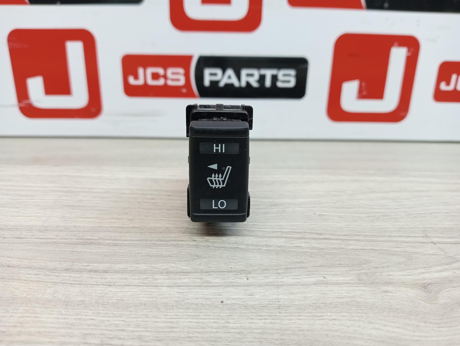 8992660