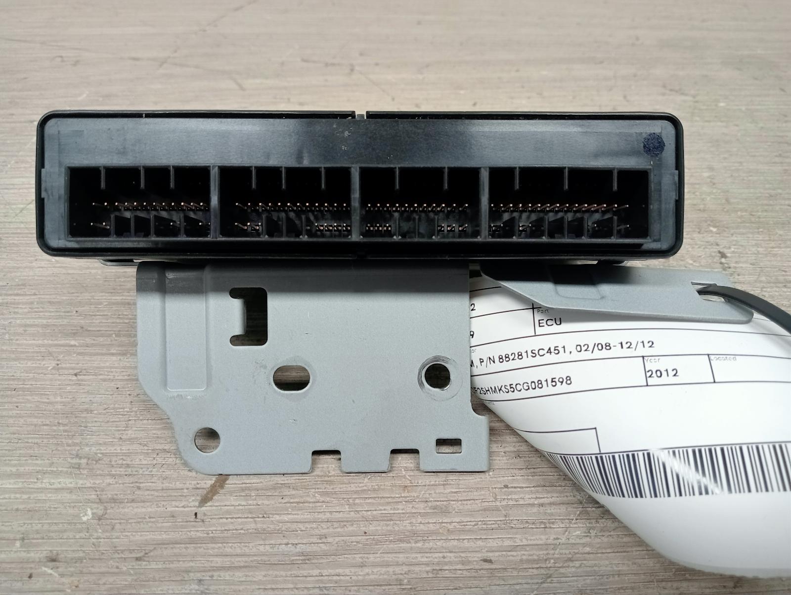 8950557