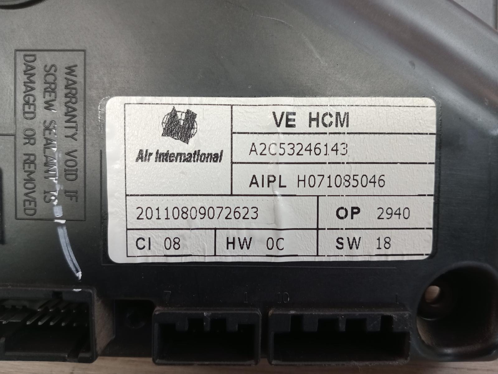 8960774