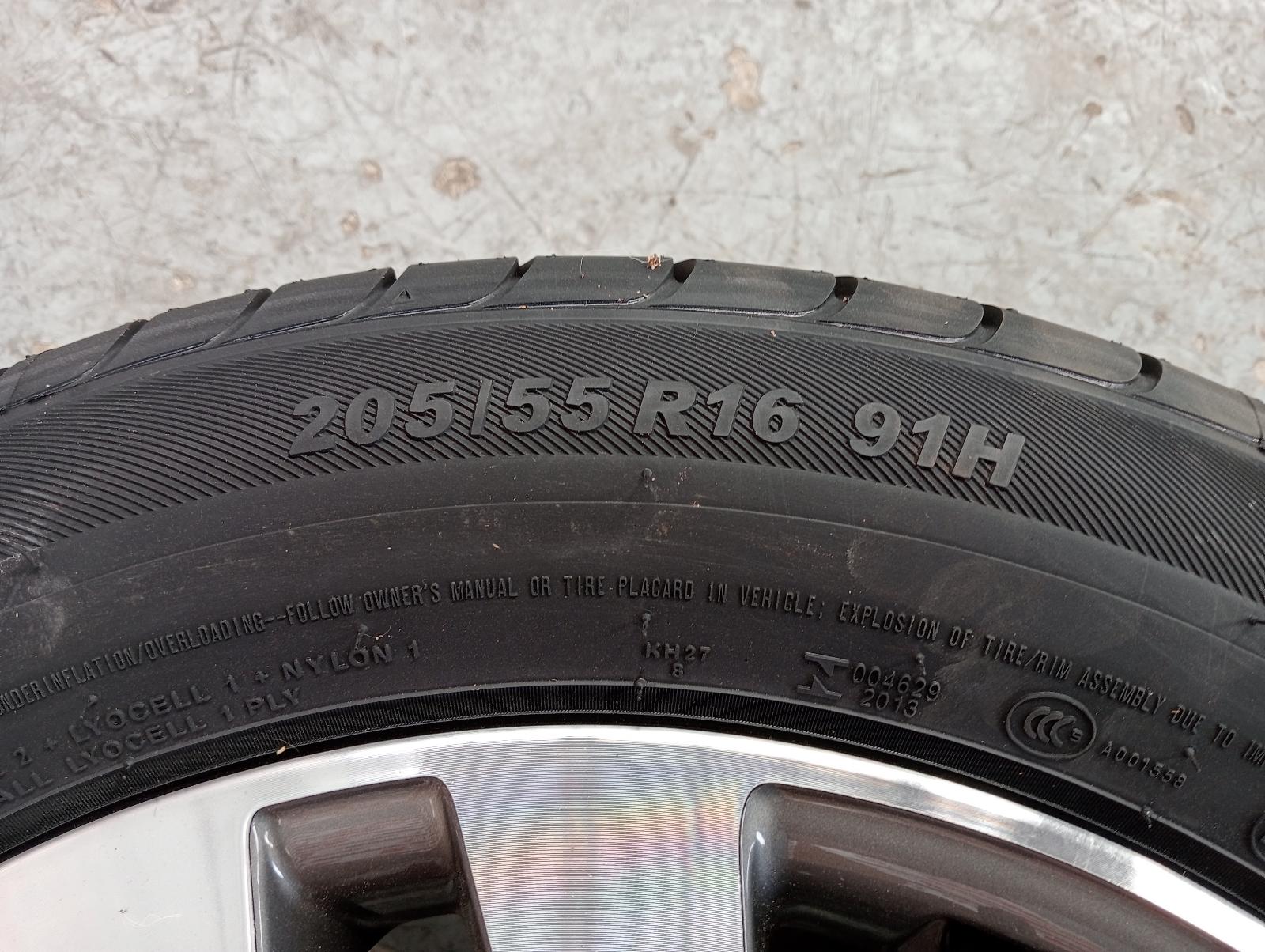 8772974