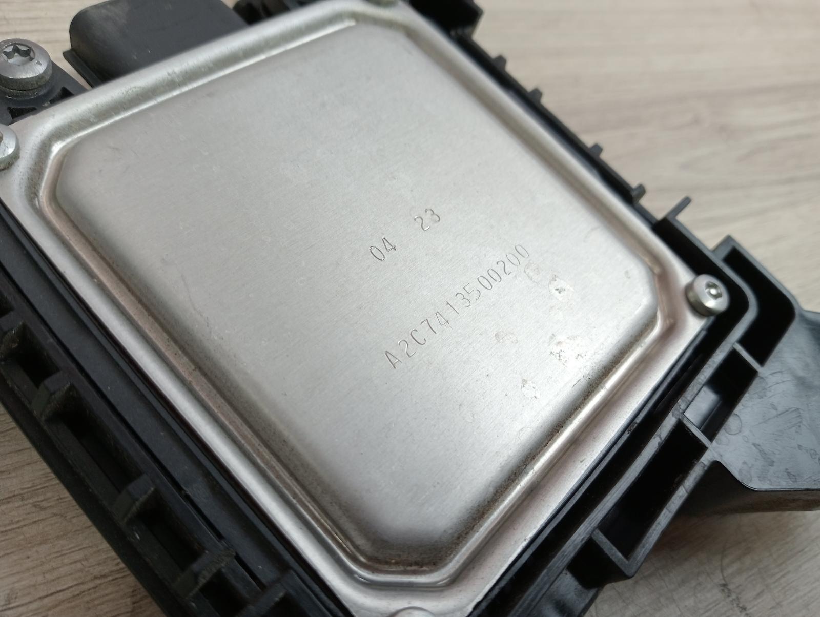 8969612