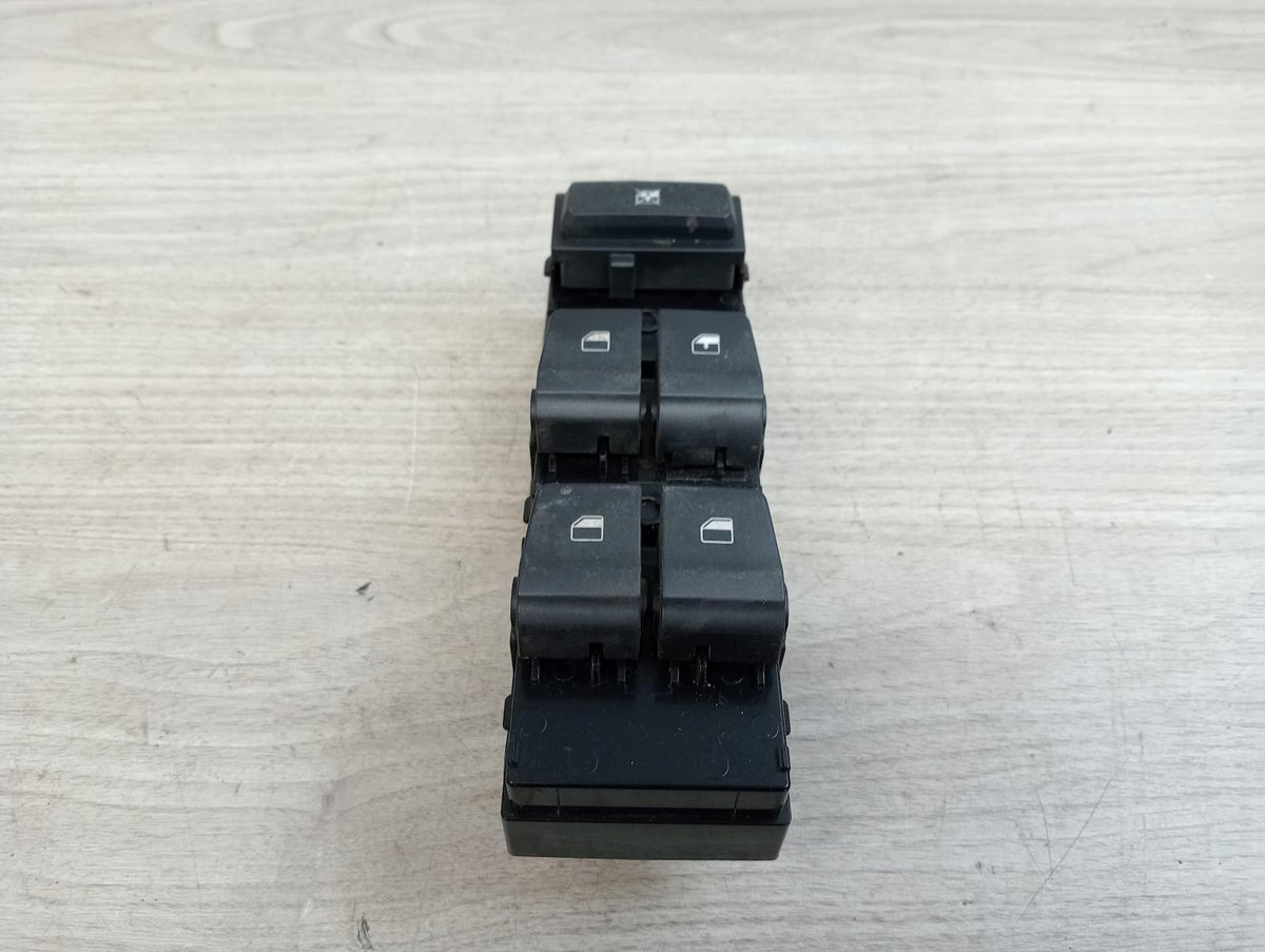 8992024