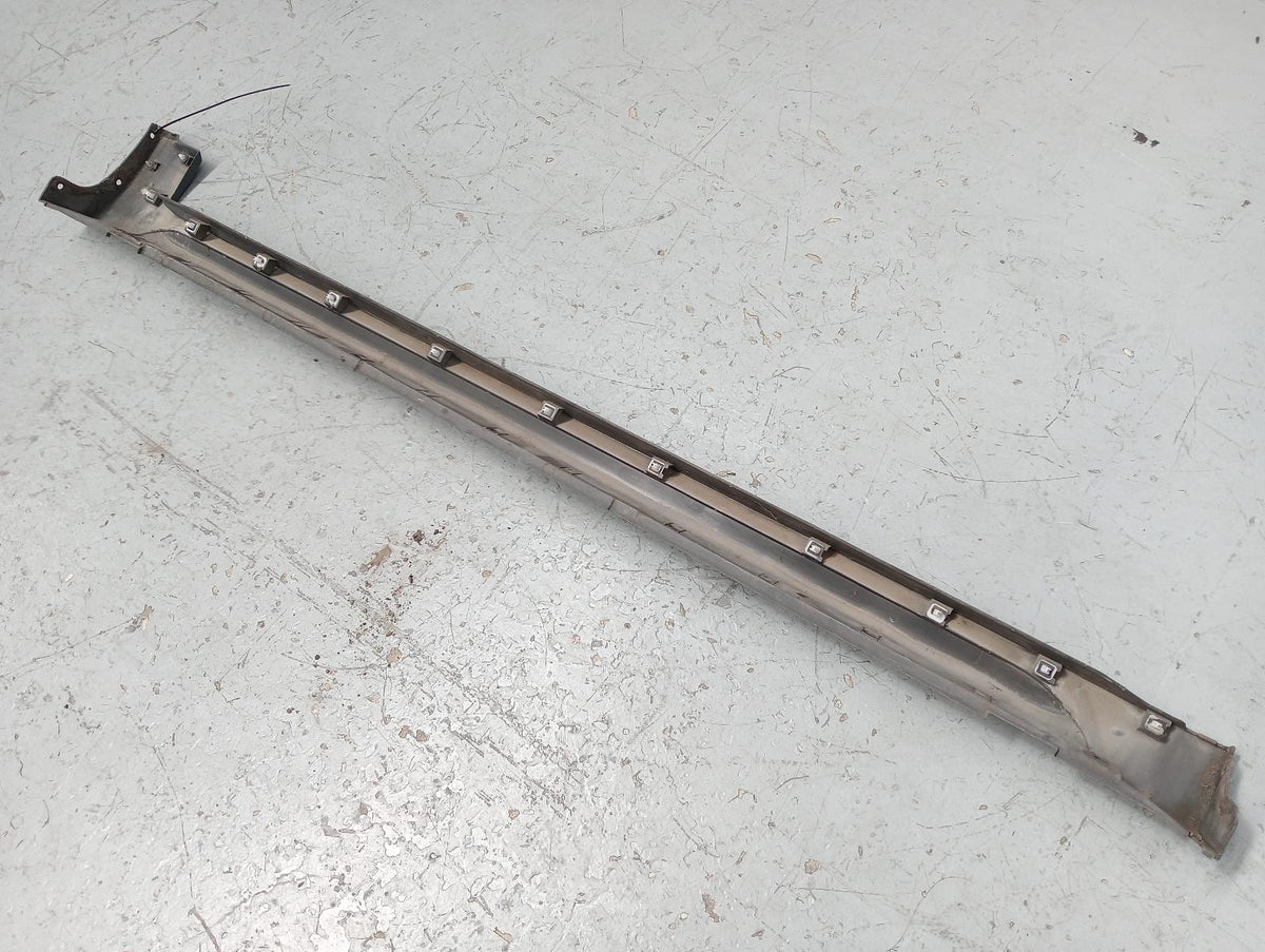9005616