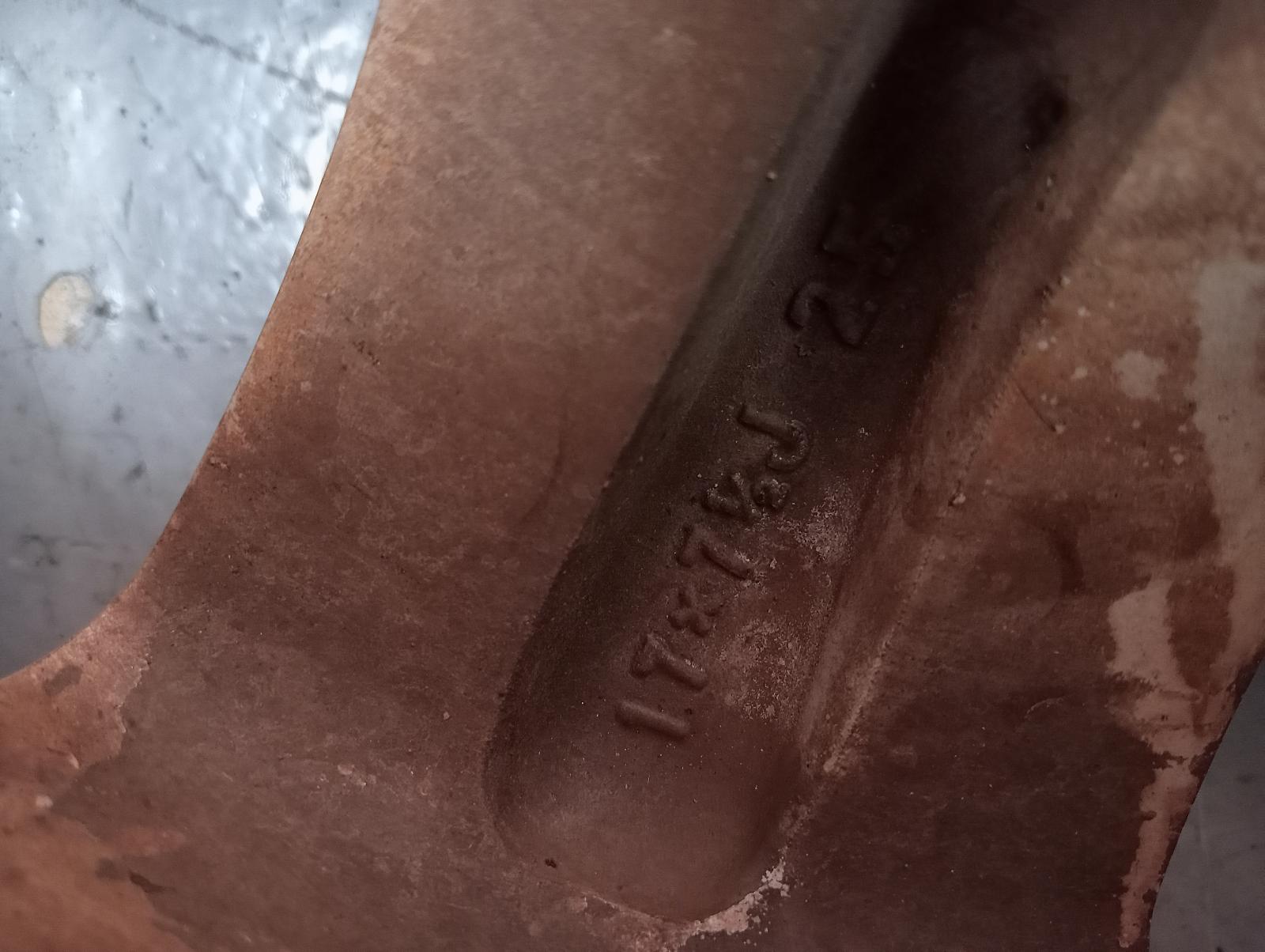 8975011