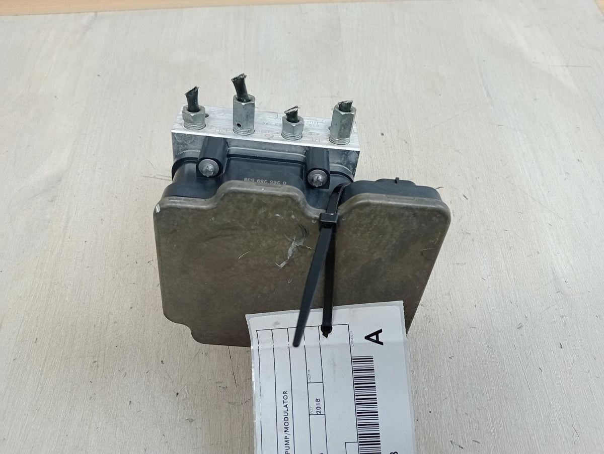 9004996