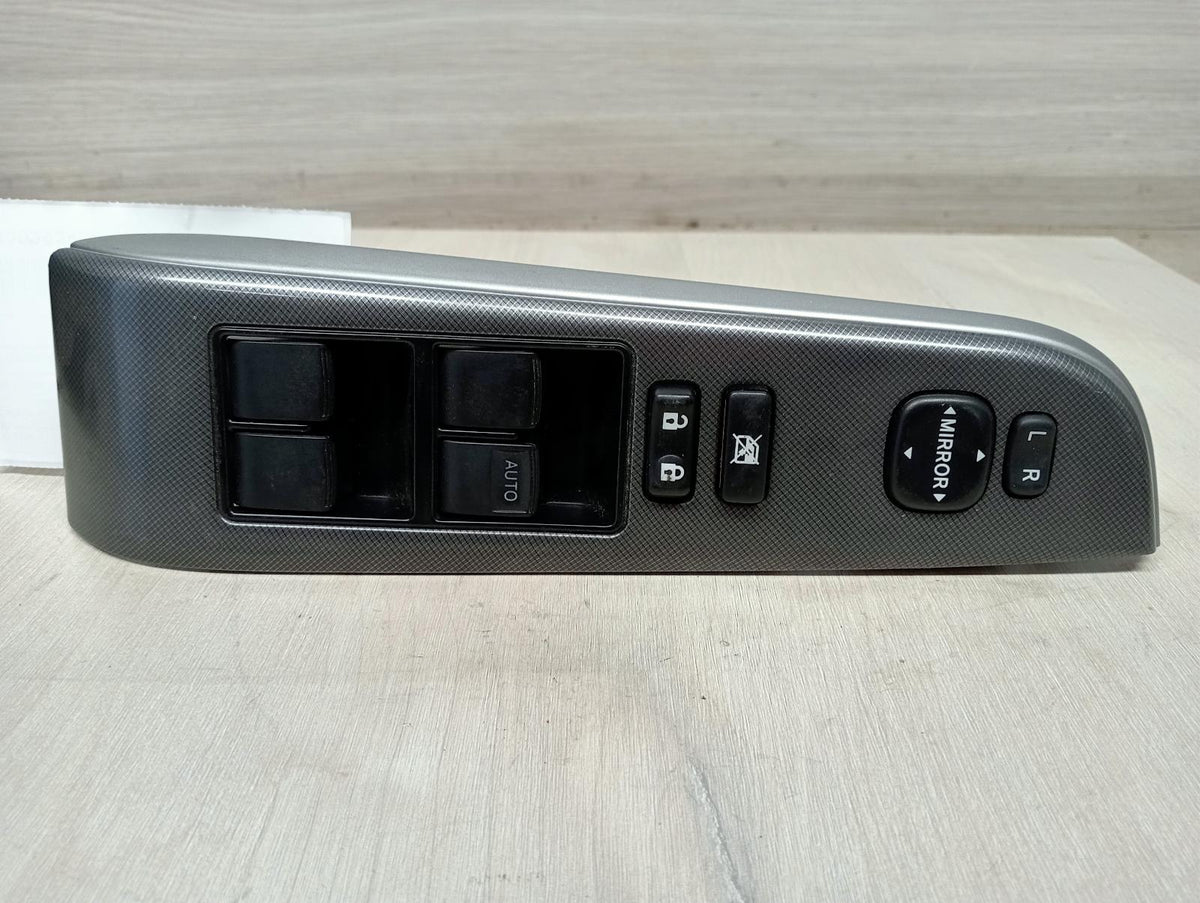 9003116