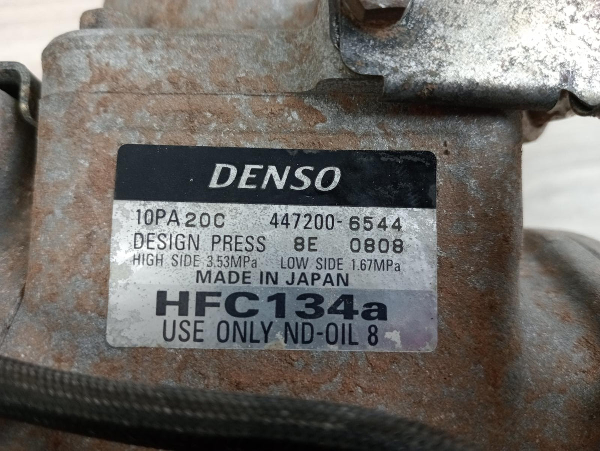 9004841