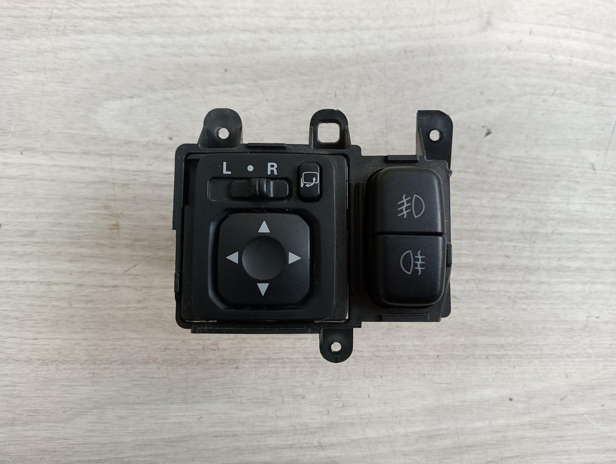 9003546