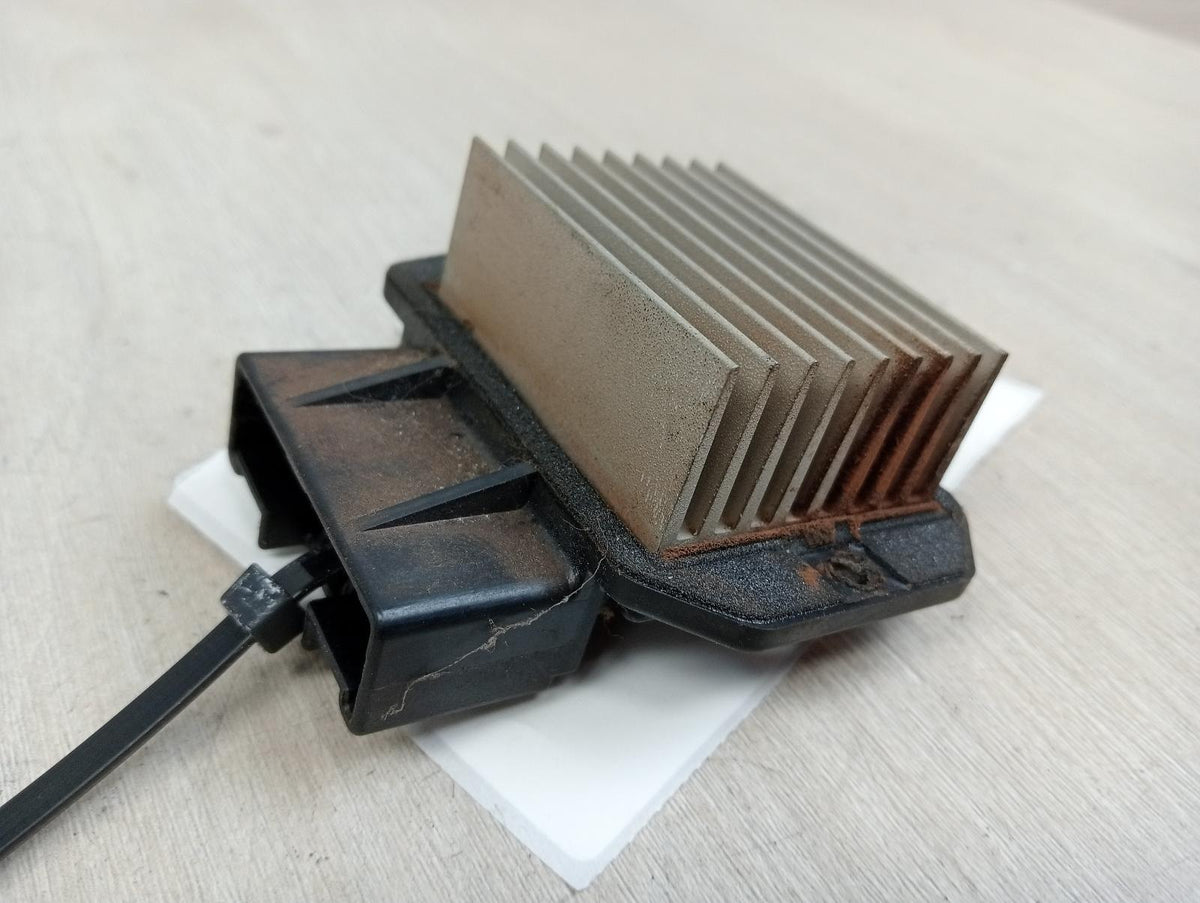 9005005