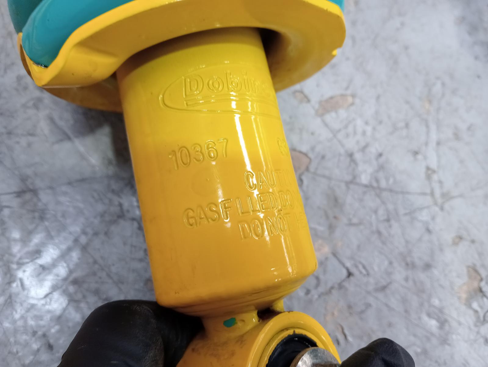 8992658
