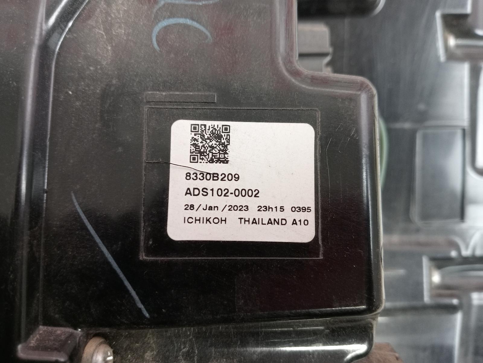 8946001
