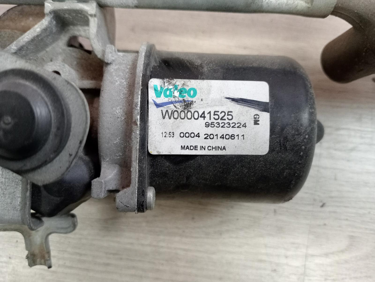 9023308
