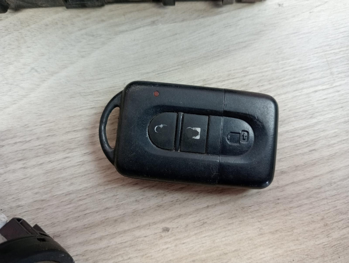 9010215