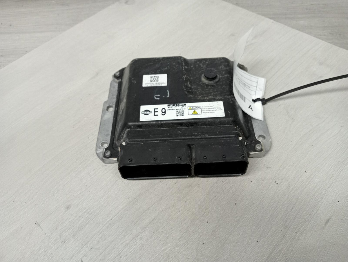 8993219