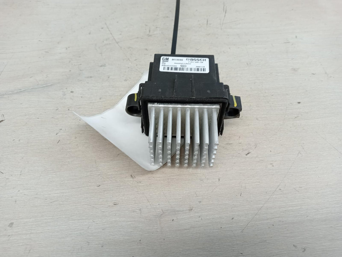 9013561