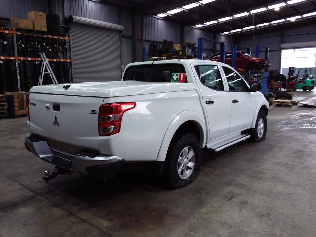 9015844