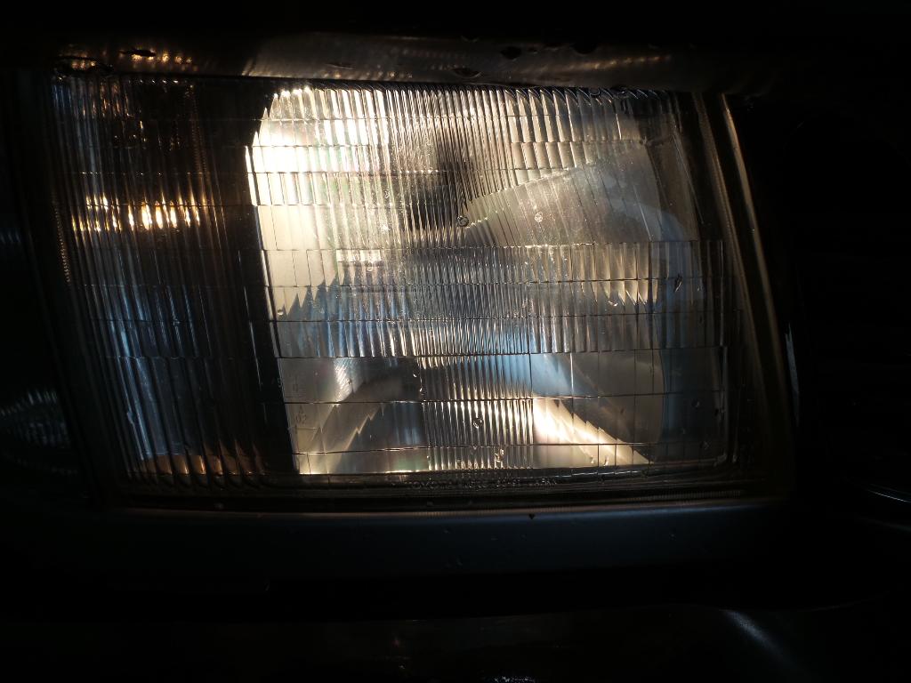 8993586