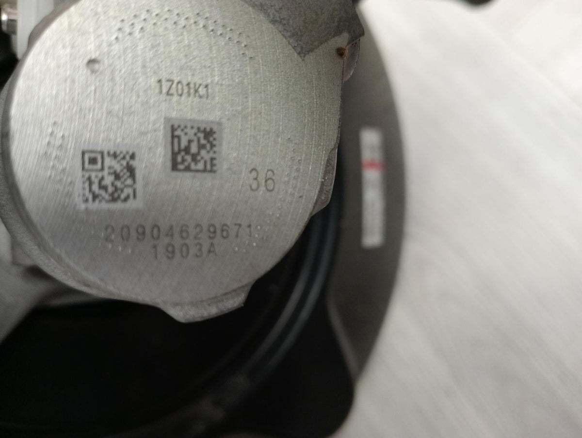 8954608