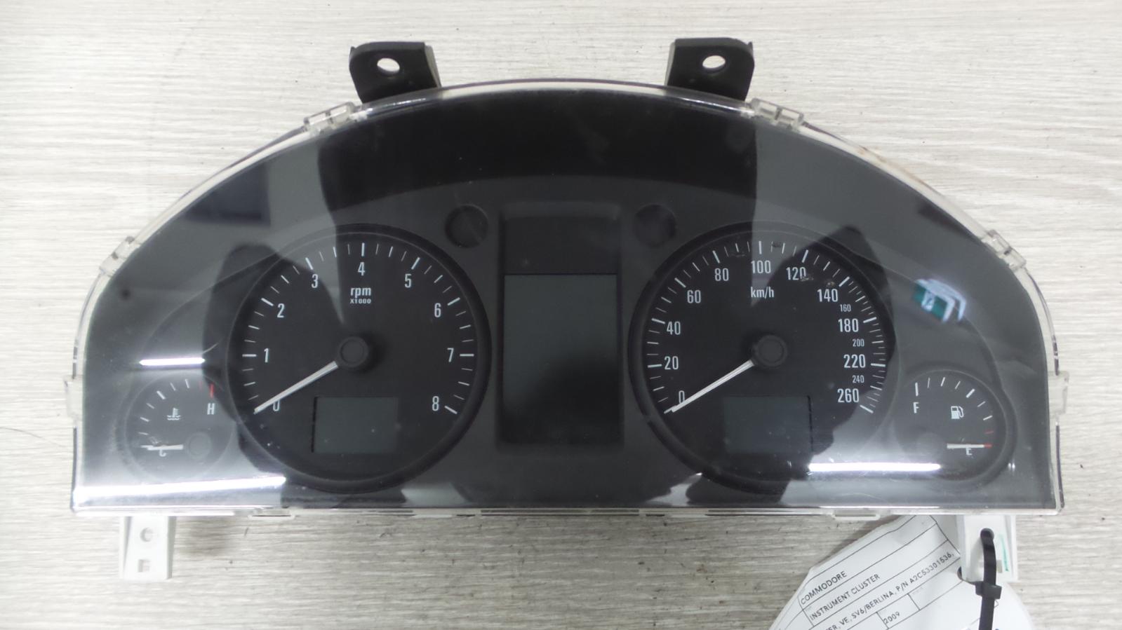 HOLDEN COMMODORE INSTRUMENT CLUSTER INSTRUMENT CLUSTER, VE, SV6/BERLINA, P/N A2C