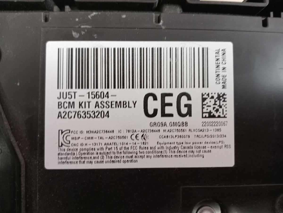 9023304