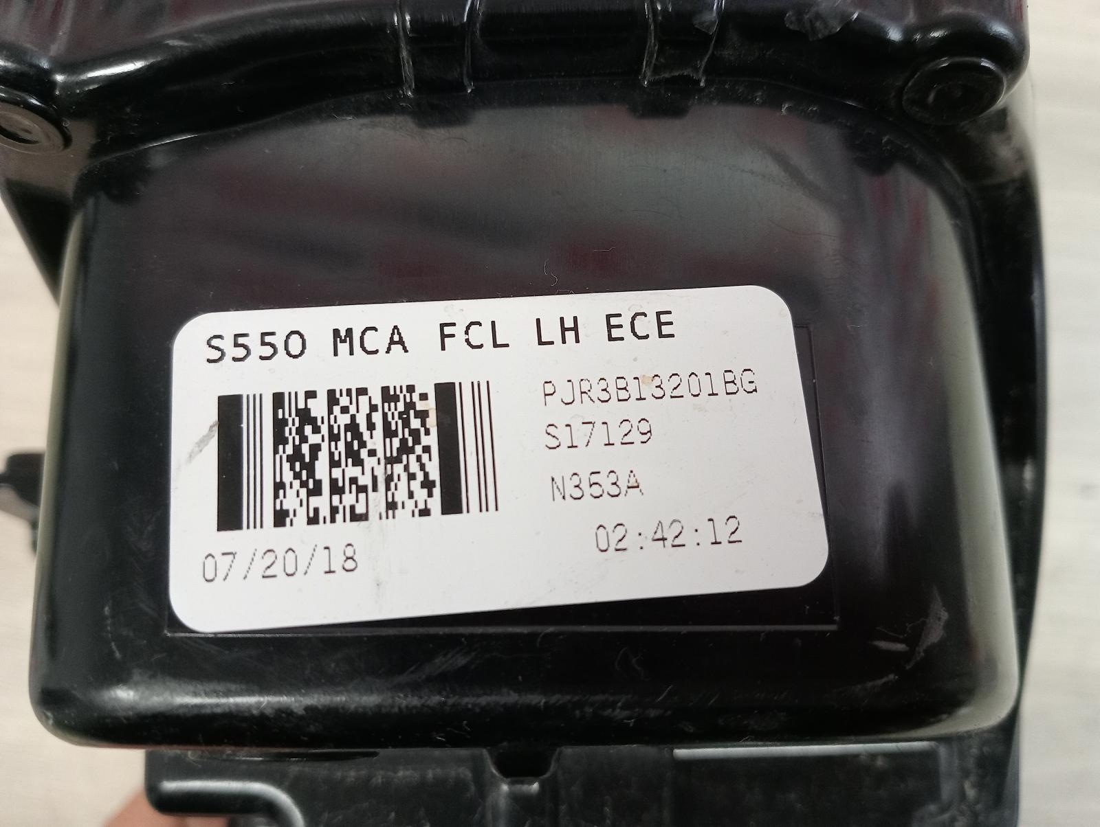 8889166