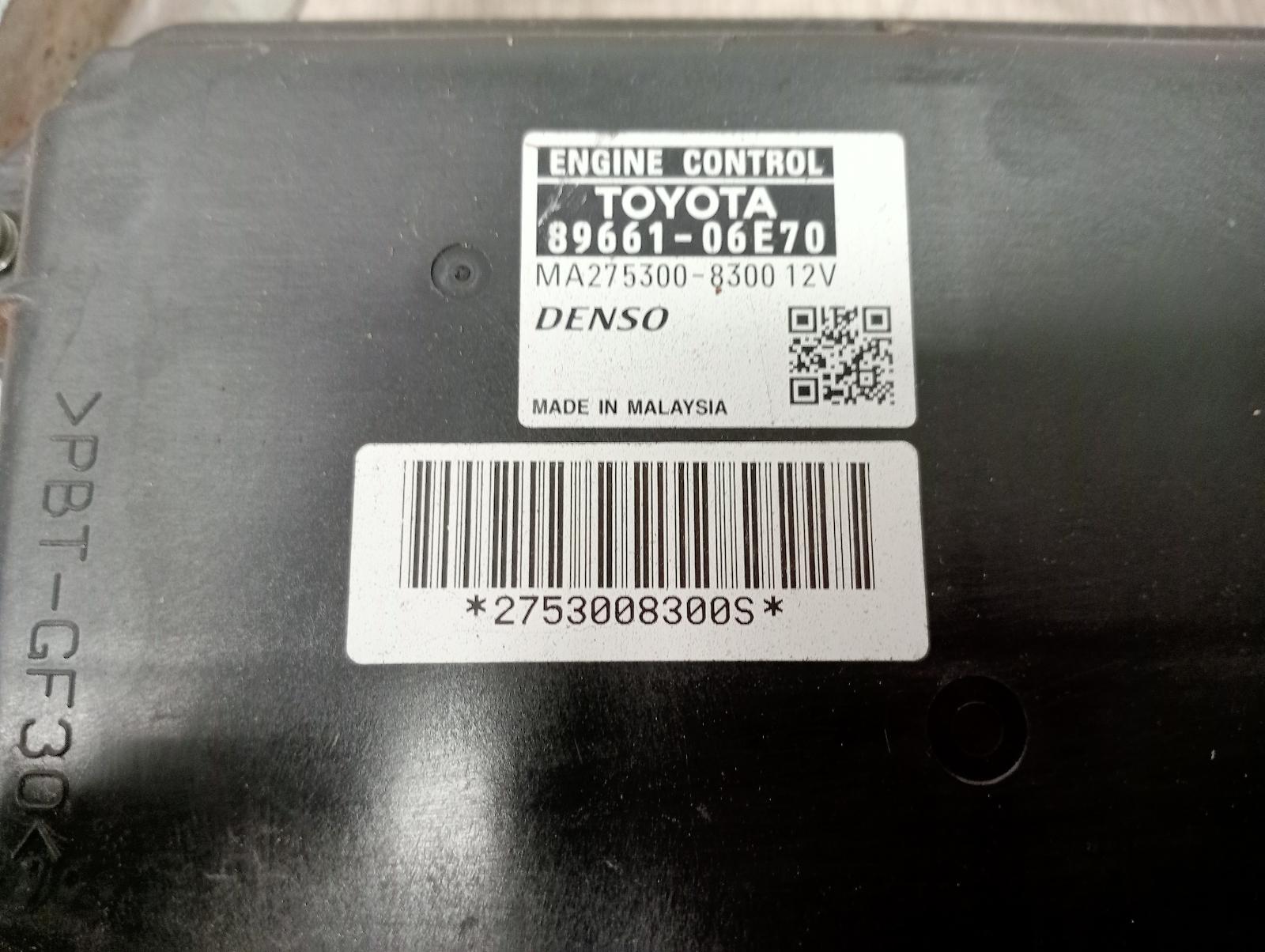 8978099