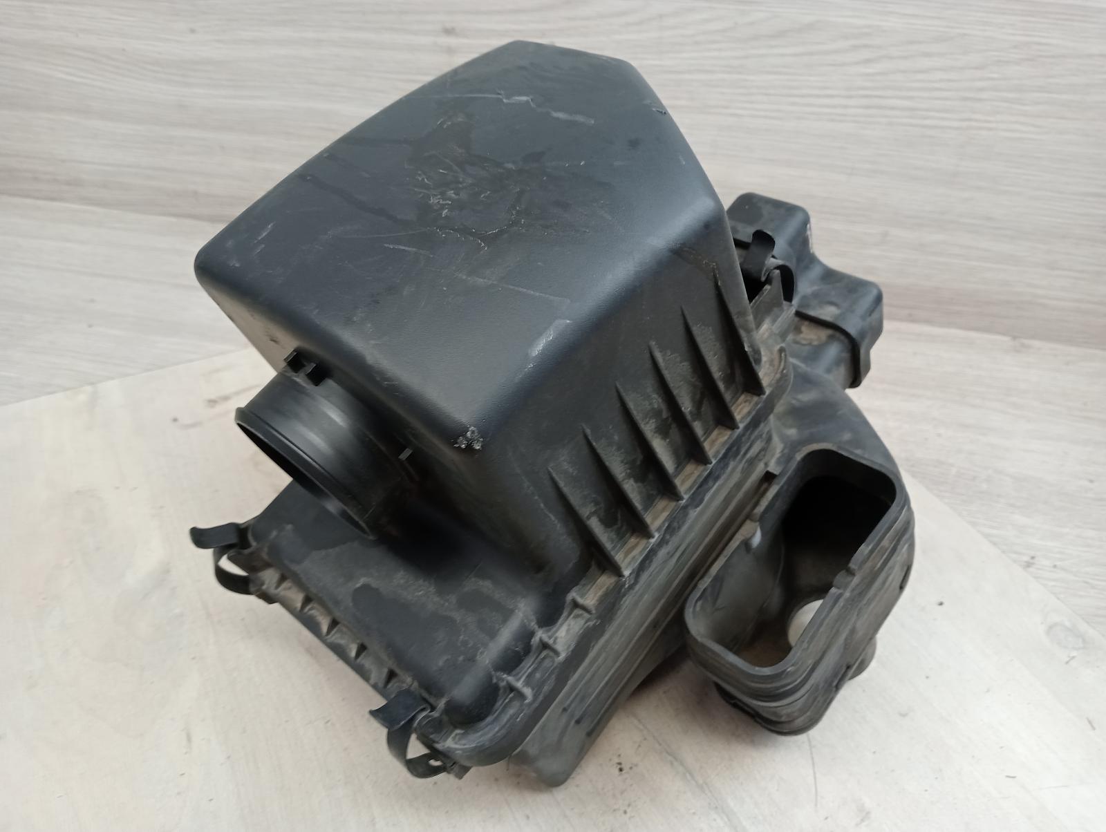 8950700