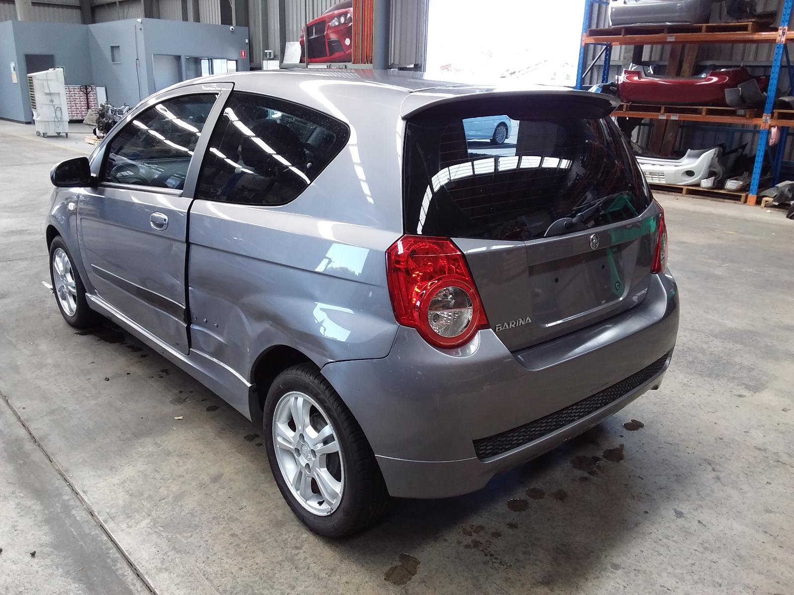 8976108
