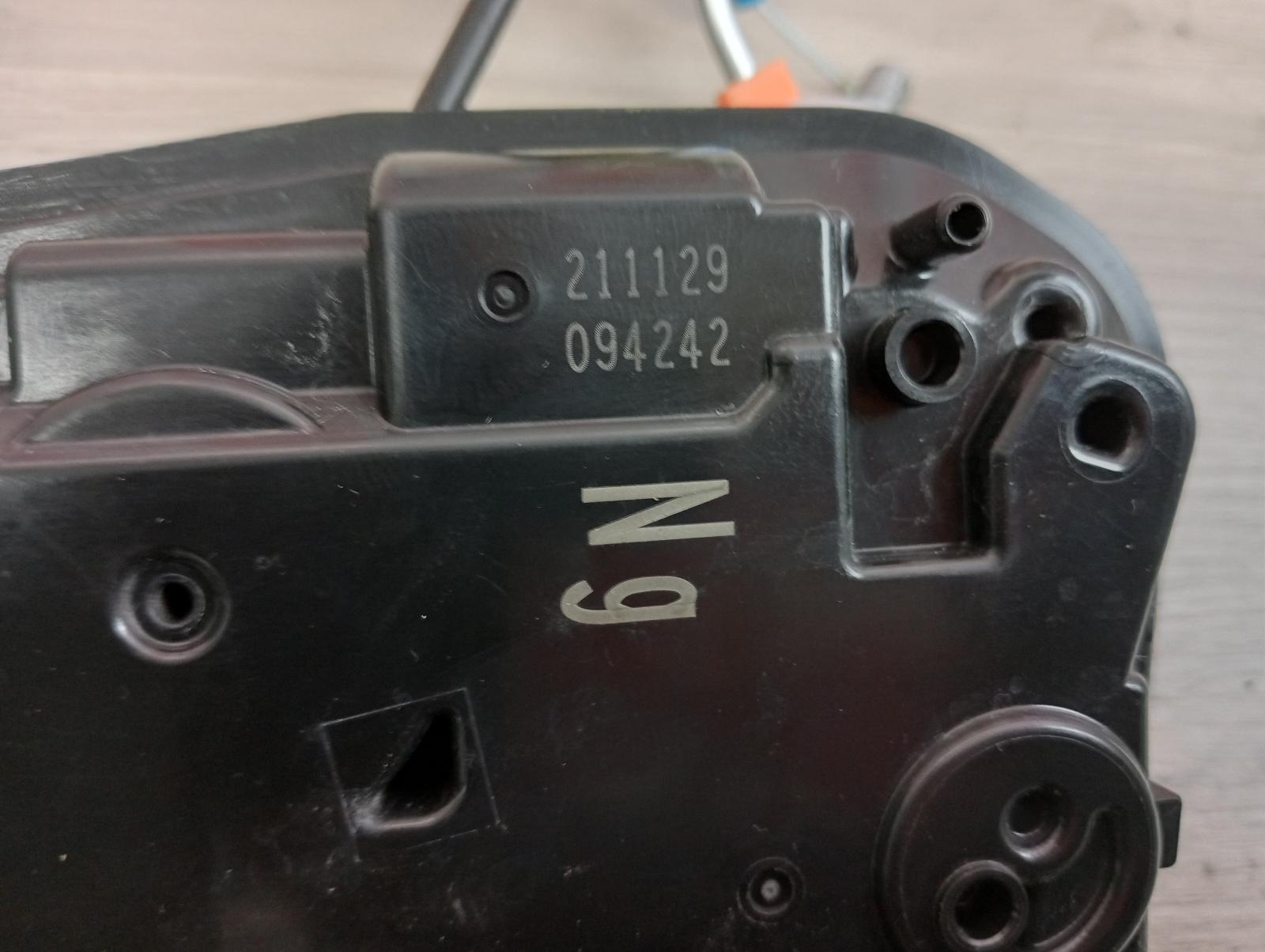 8959616