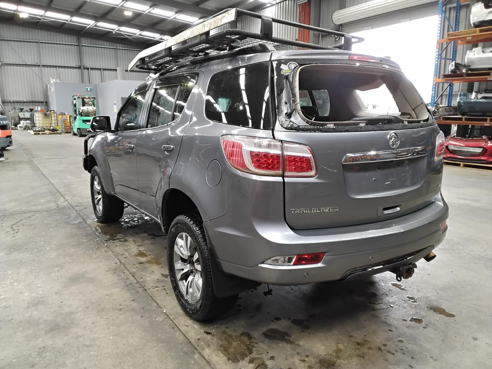 8985235