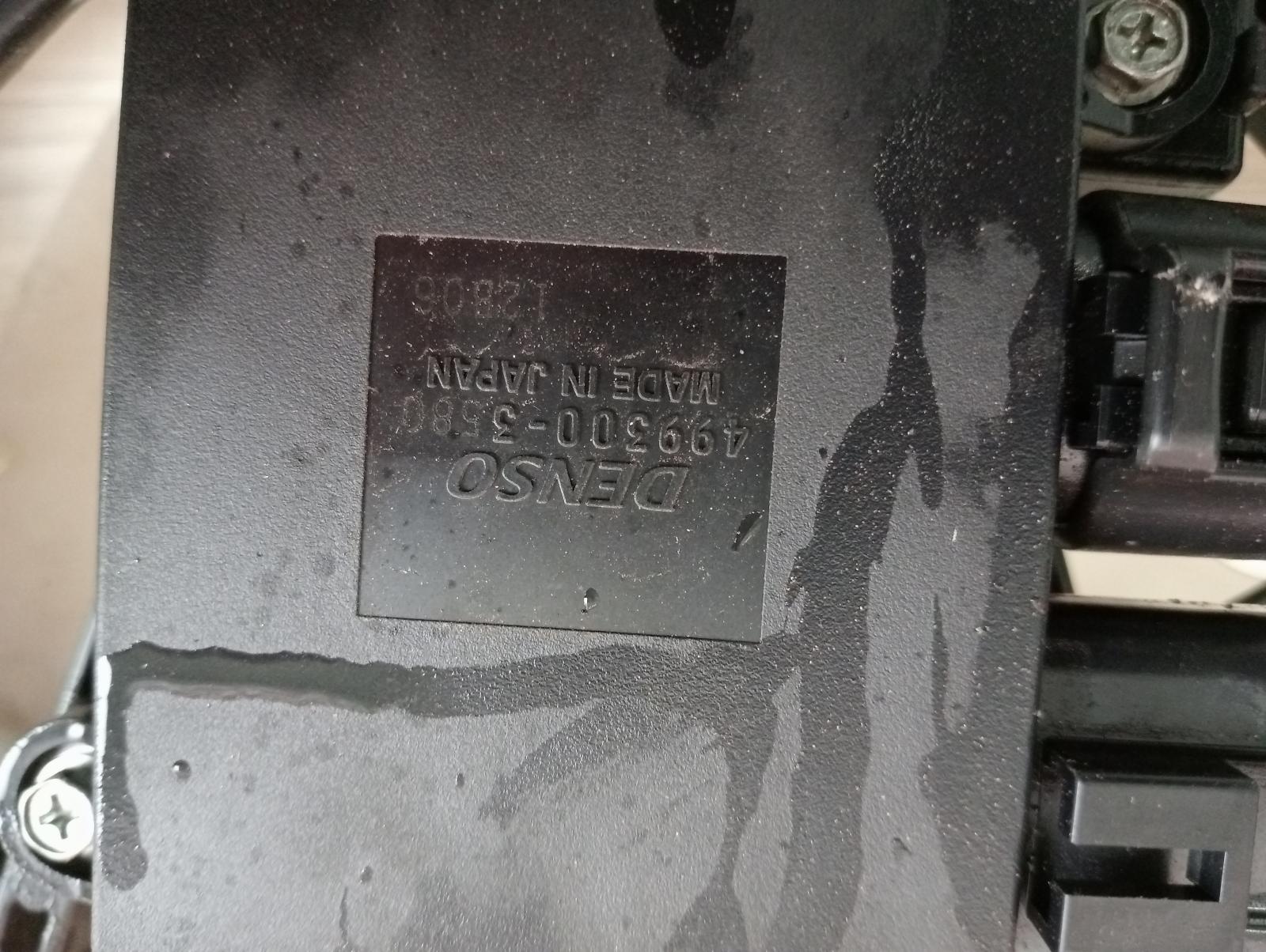 8946190