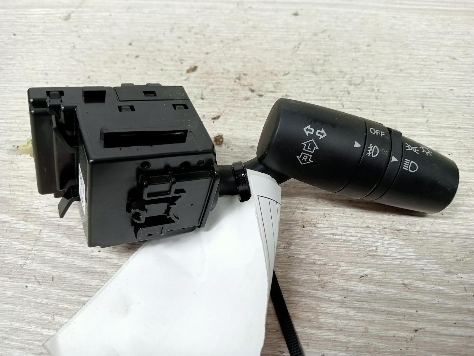 8956006