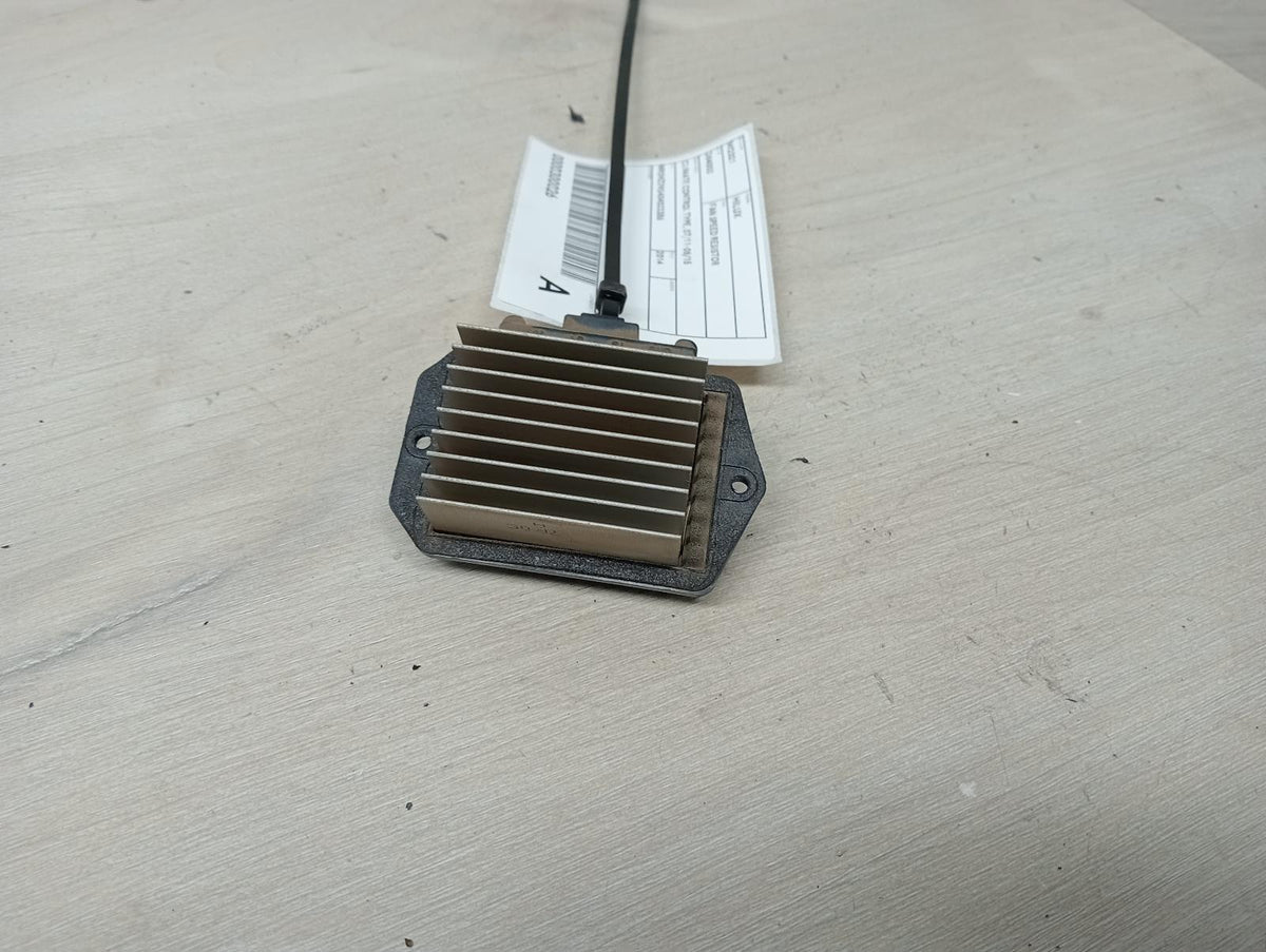 9043982