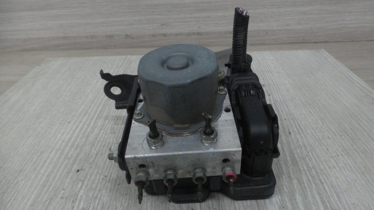 9008230