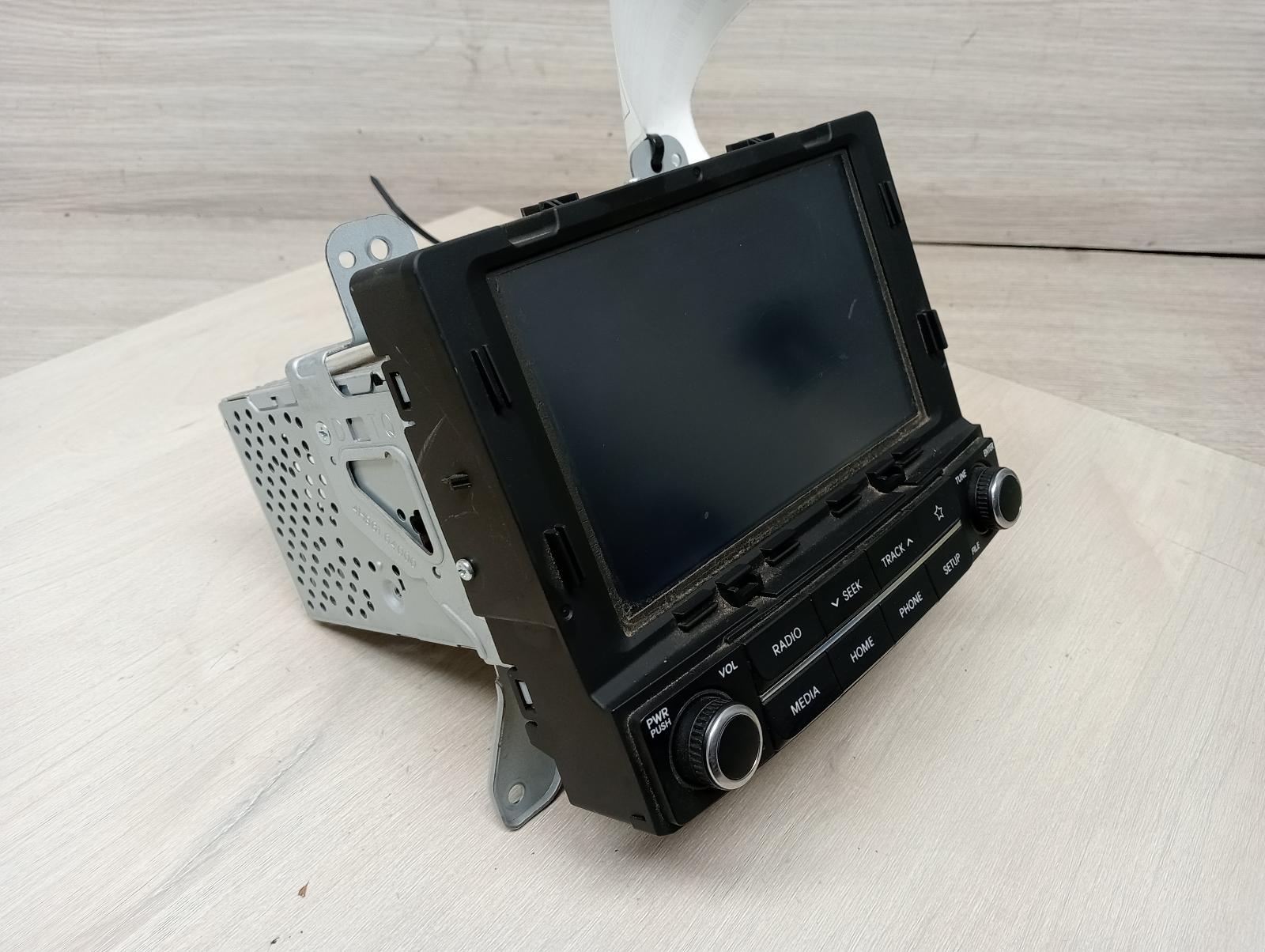 HYUNDAI ILOAD/IMAX STEREO/HEAD UNIT DISPLAY UNIT, 7IN TOUCHSCREEN, TQ, 03/18-03/