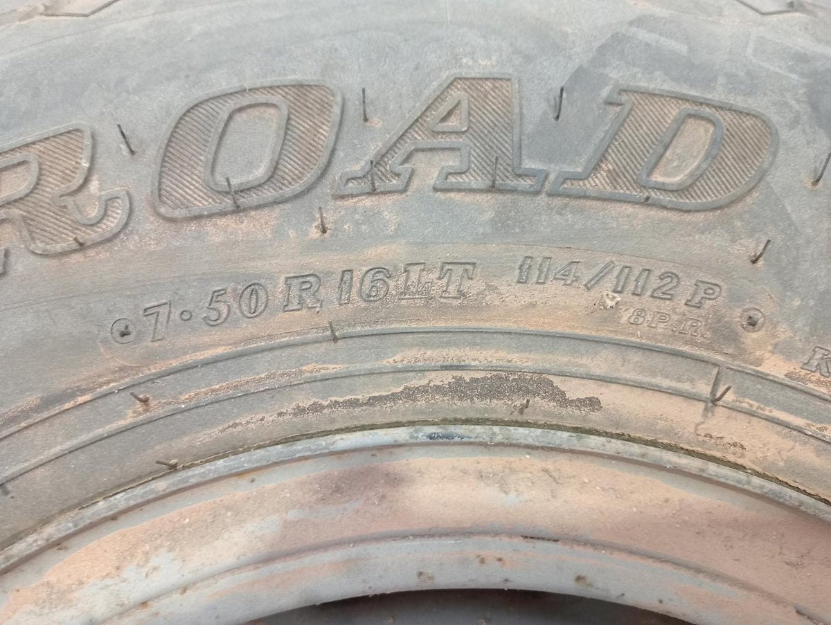 8993757
