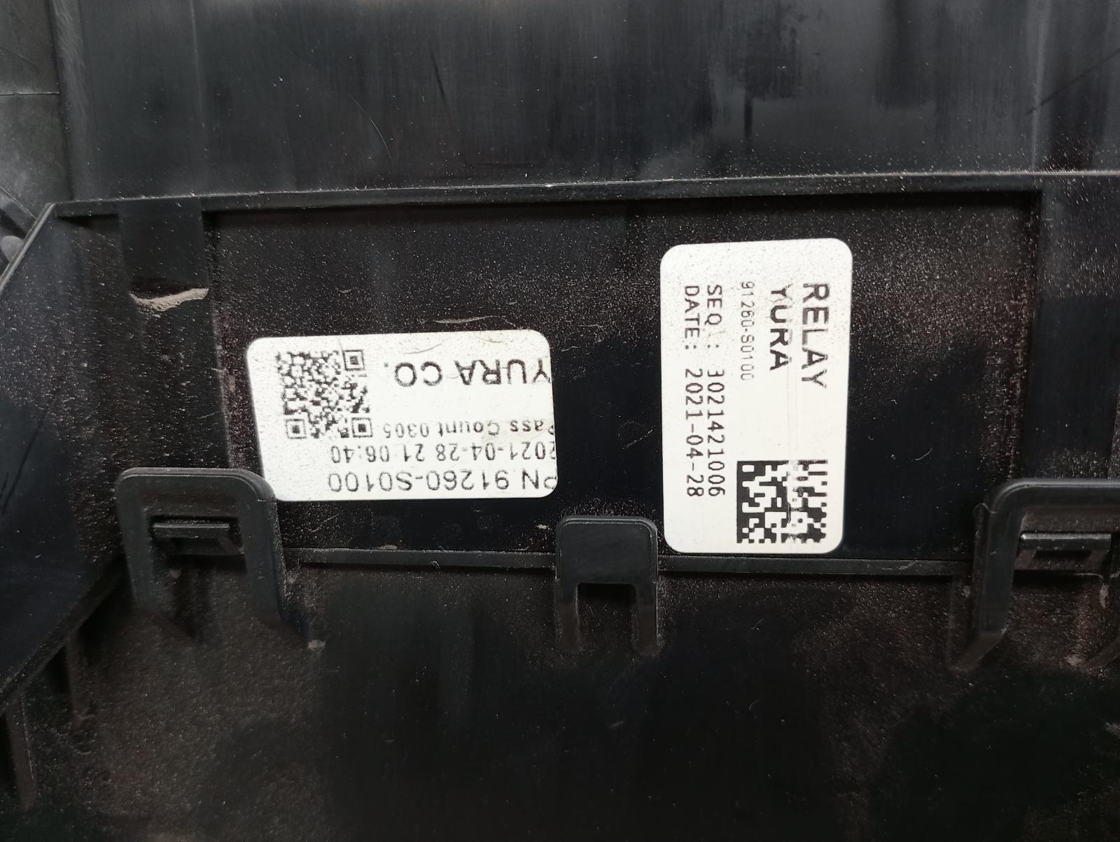 8976065