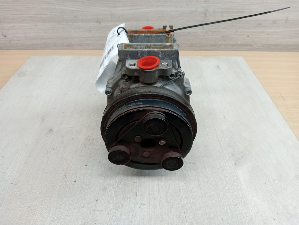 9004988