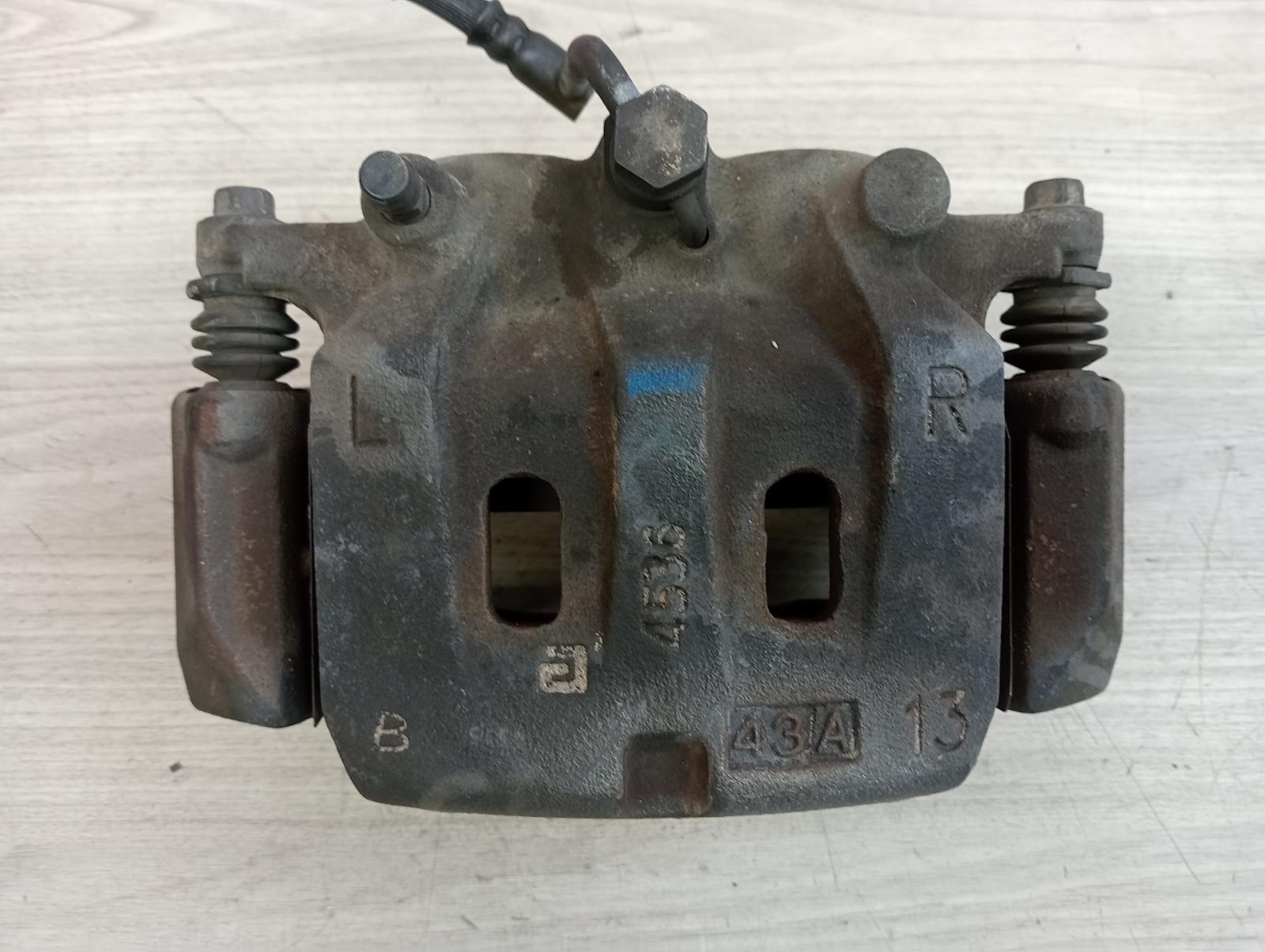 8898608