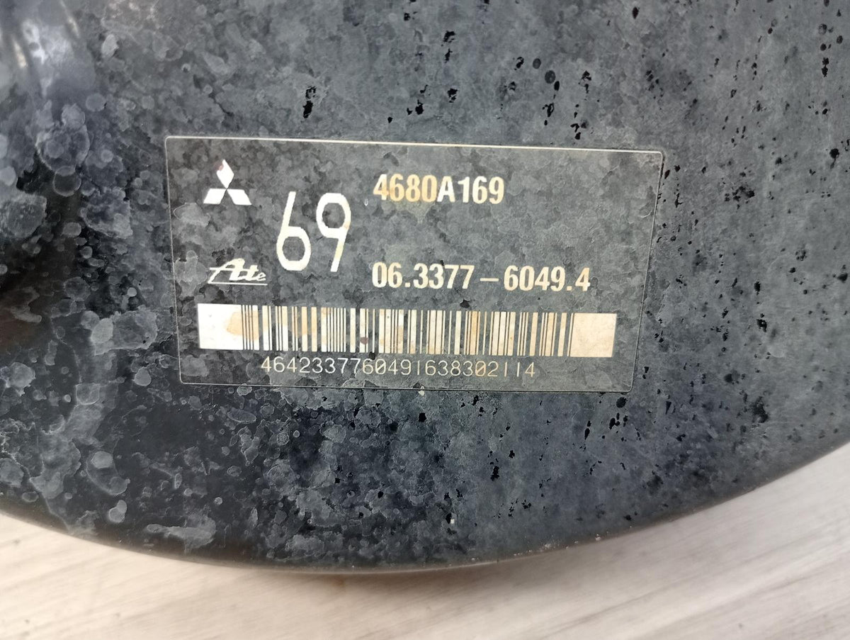 9008556