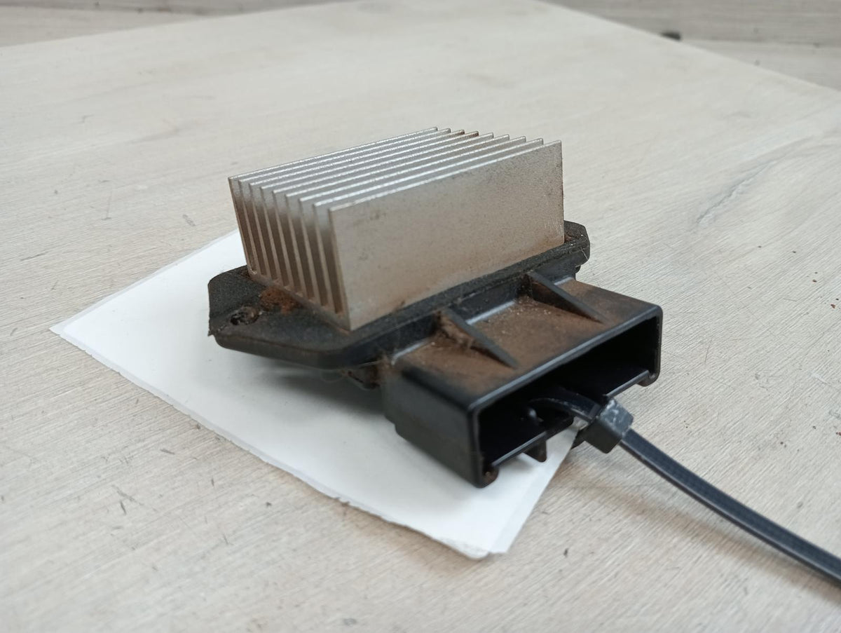 9005005