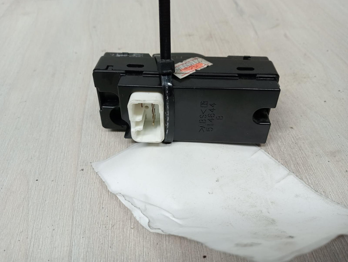 9008148