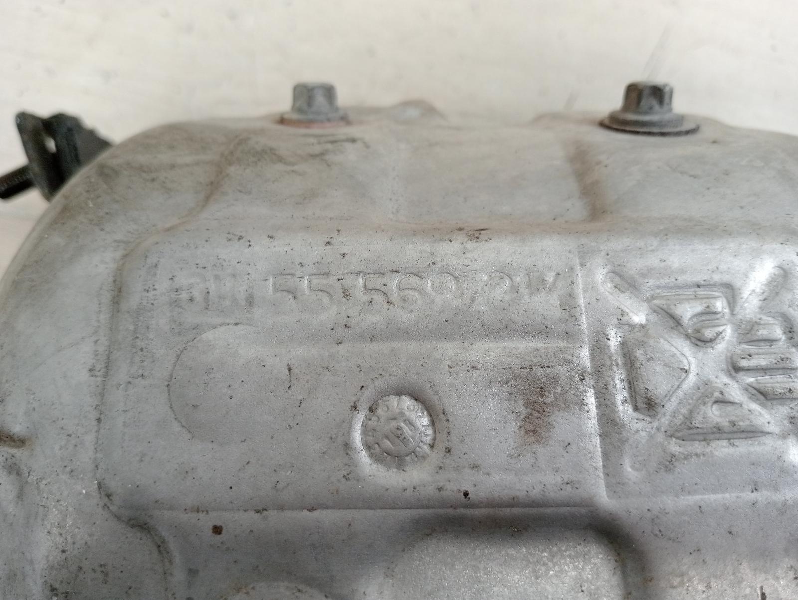 8962763