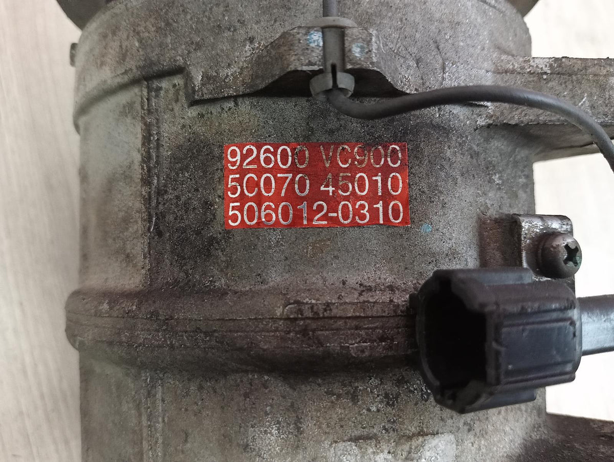 9050696