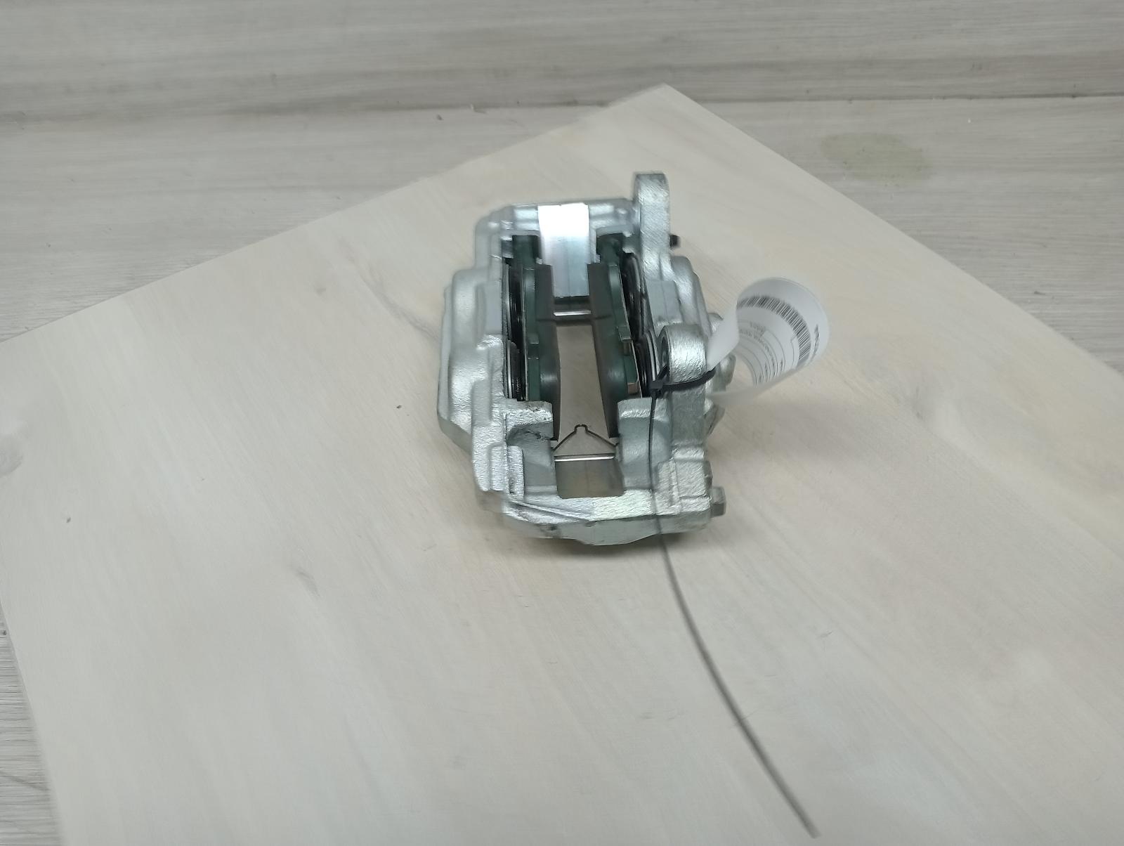 8977777
