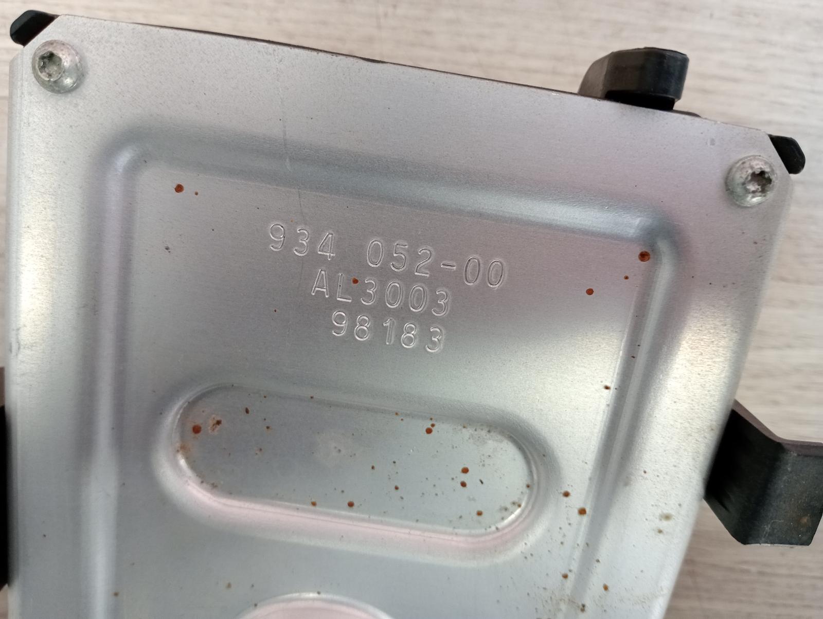 8862118