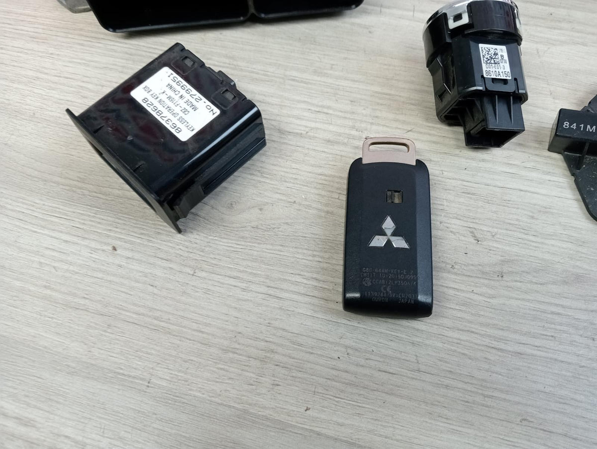 9062774