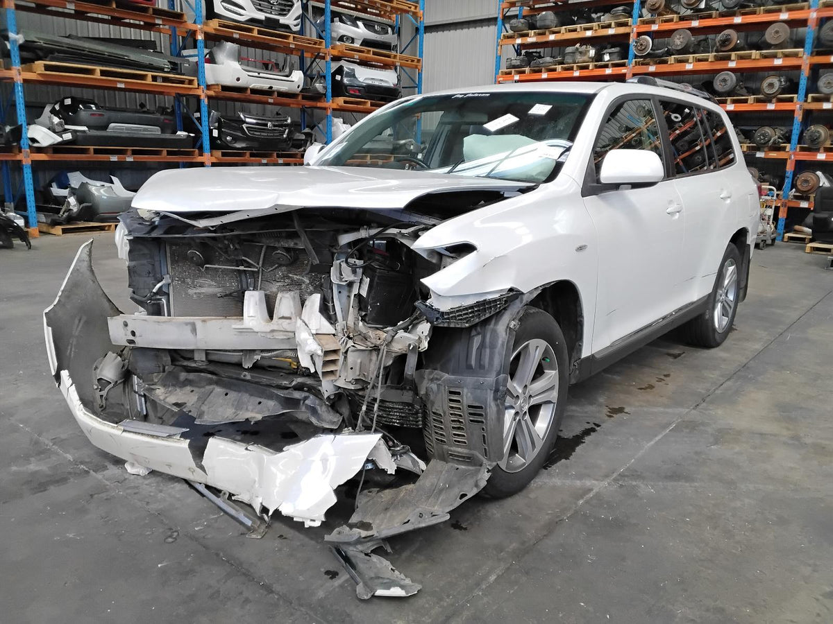 9049588